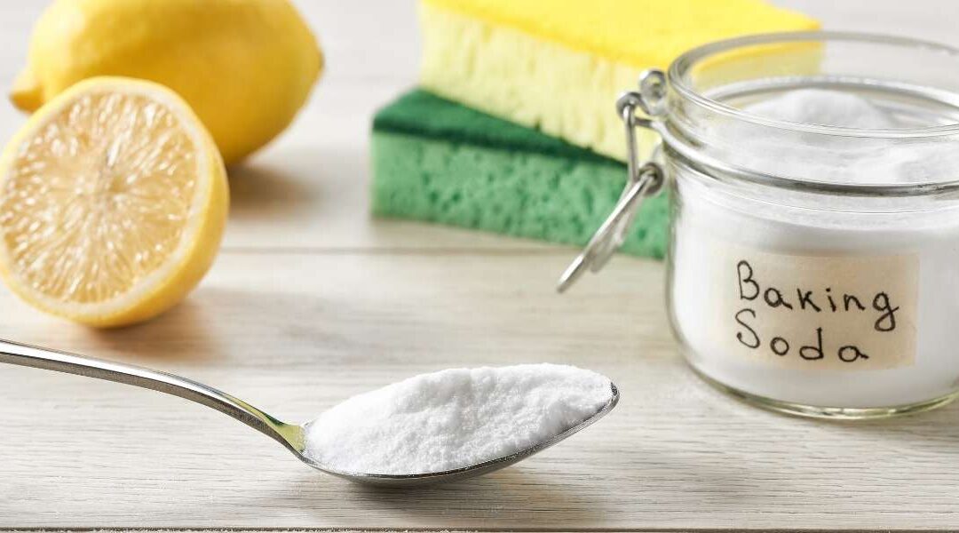 Bicarbonate de soude technique : pourquoi est-il l’allié indispensable pour l’entretien de votre maison ?